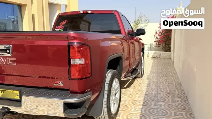 GMC Sierra 2018 photo 2
