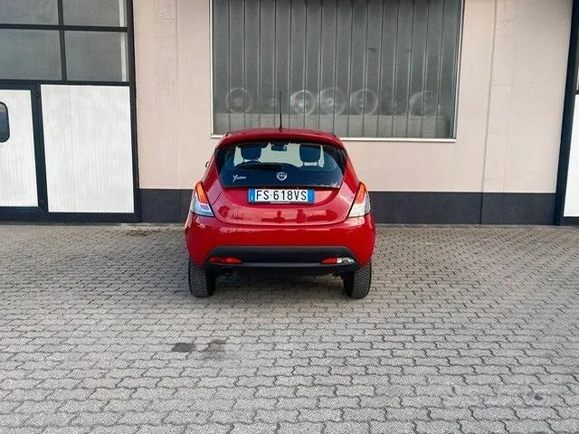 Lancia Ypsilon 2018 photo 3