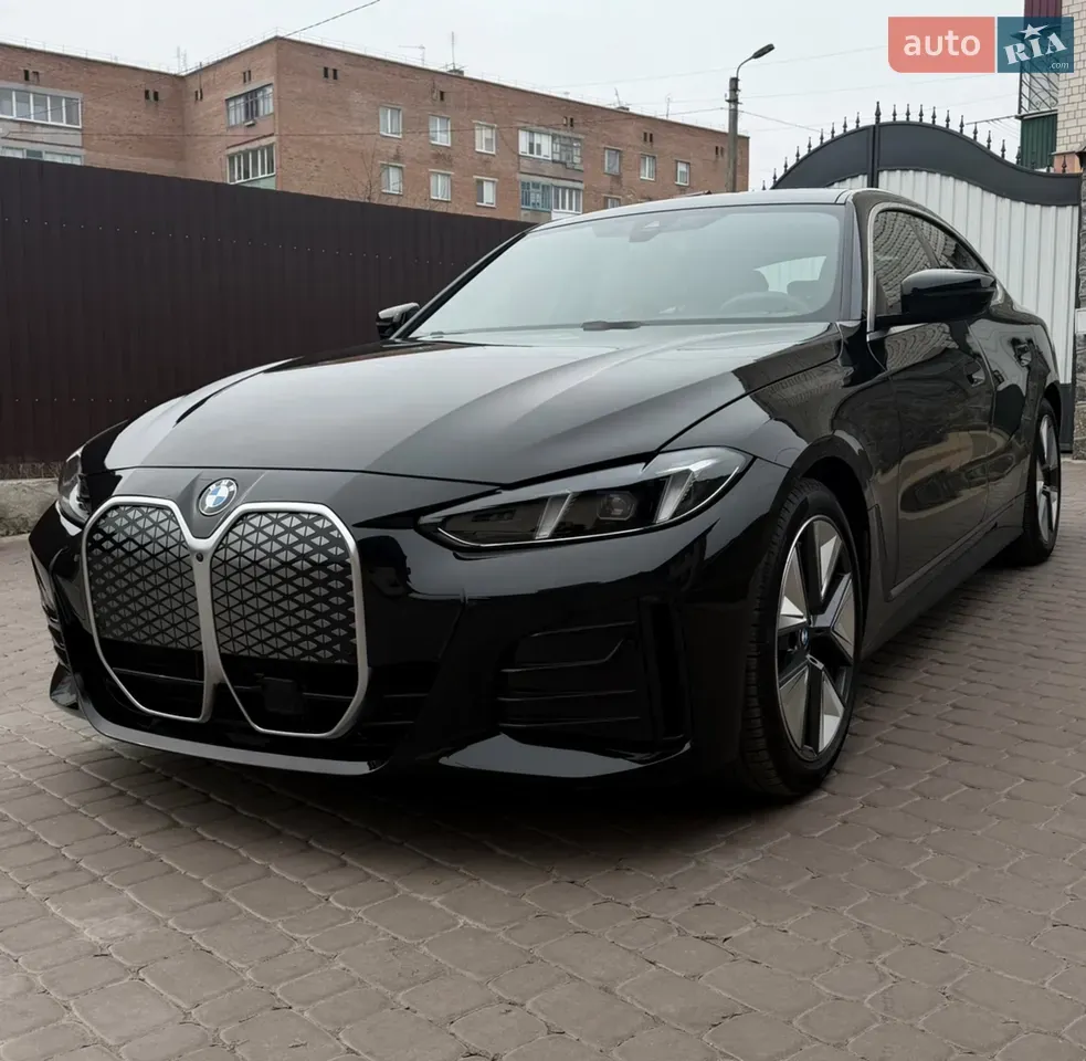 BMW I4 2024 photo 2