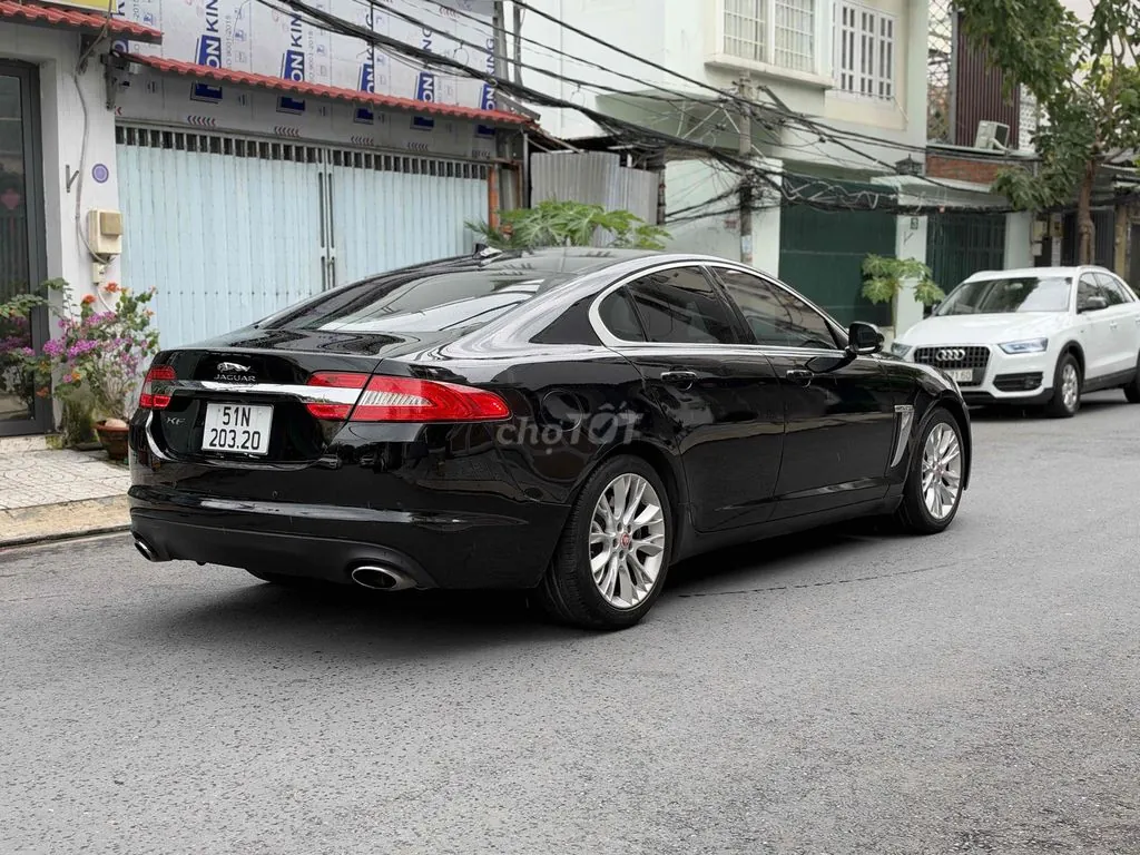Jaguar Xf 2014 photo 4