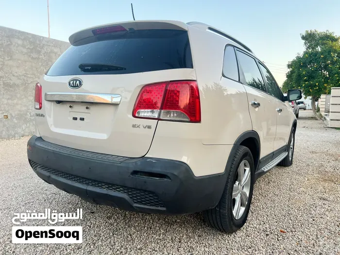 Kia Sorento 2012 photo 4