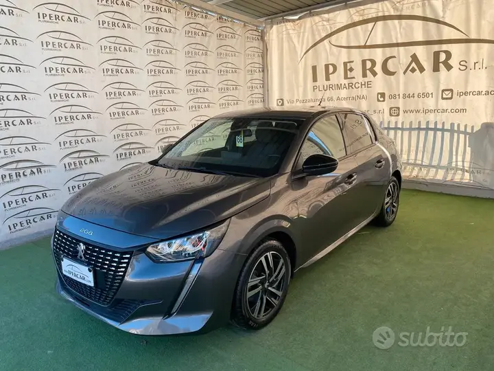 Peugeot 208