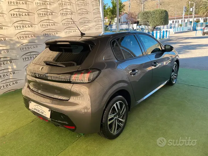 Peugeot 208 2023 photo 4