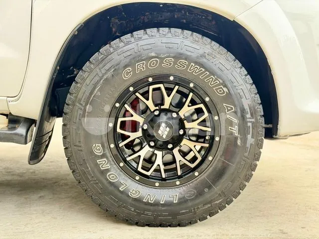 Toyota Hilux 2006 photo 5
