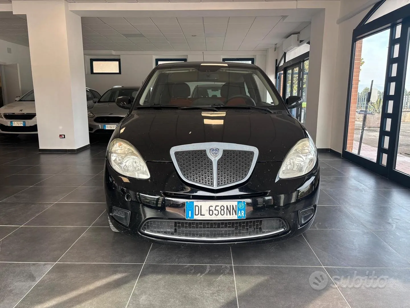 Lancia Ypsilon