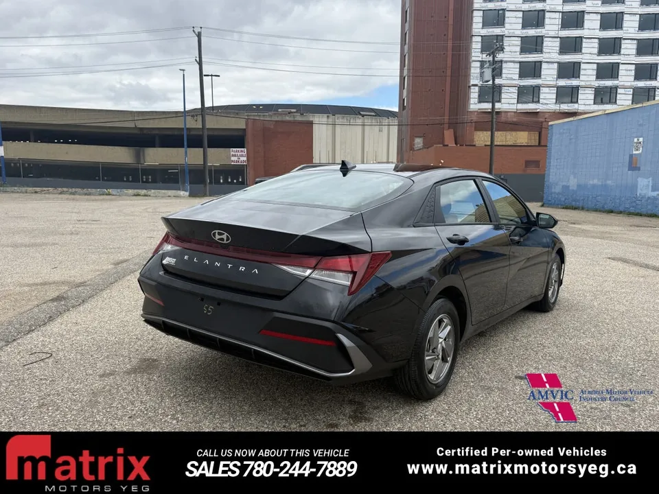 Hyundai Elantra 2025 photo 5
