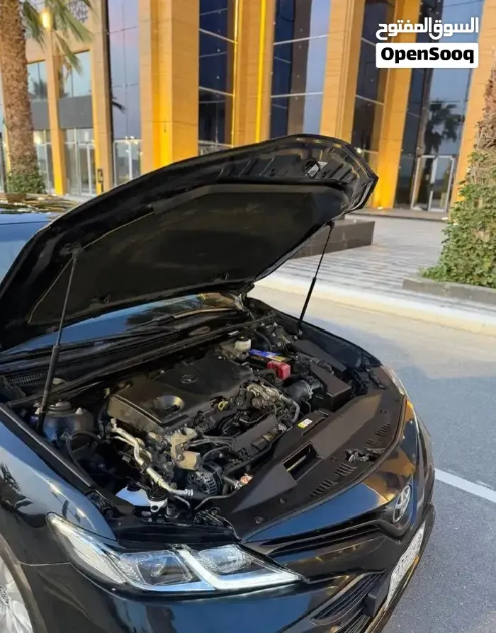 Toyota Camry 2019 photo 2