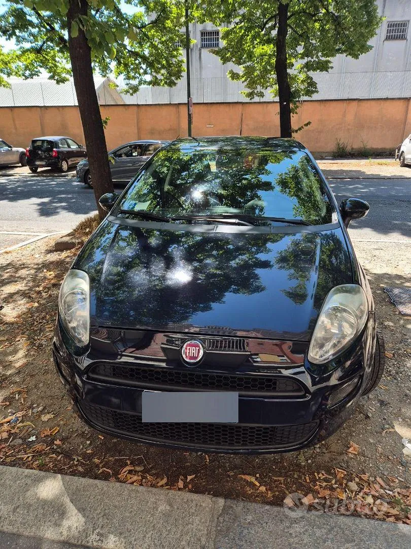 Fiat Punto 2015 photo 2