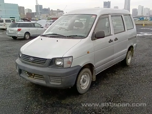 Toyota Liteace 2001 photo 2