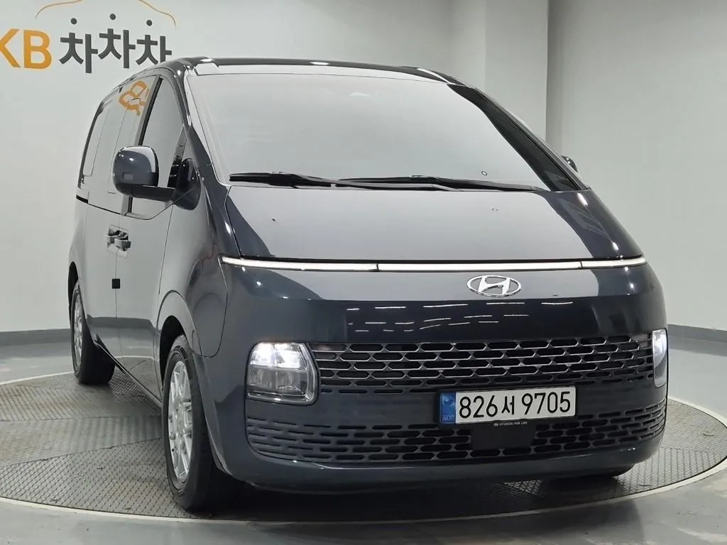 Hyundai Staria 2022 photo 4