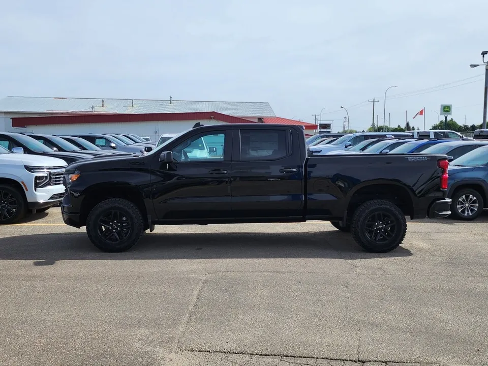 Chevrolet Silverado 1500 2026 photo 3
