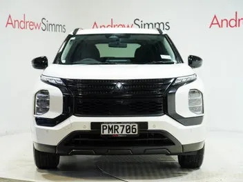 Mitsubishi Outlander 2022 photo 5