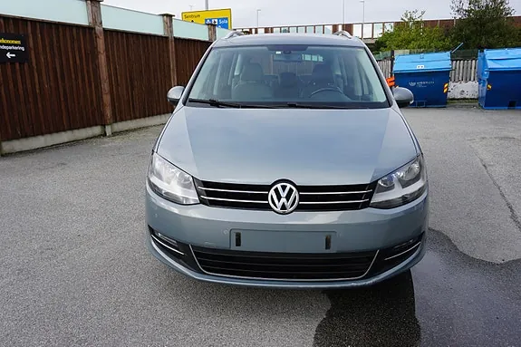 Volkswagen Sharan 2011 photo 2