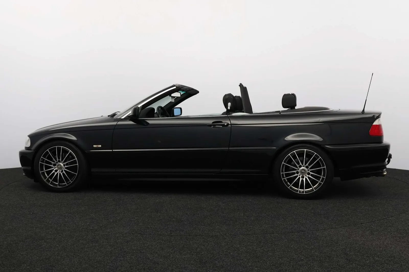 BMW 323I 2000 photo 5