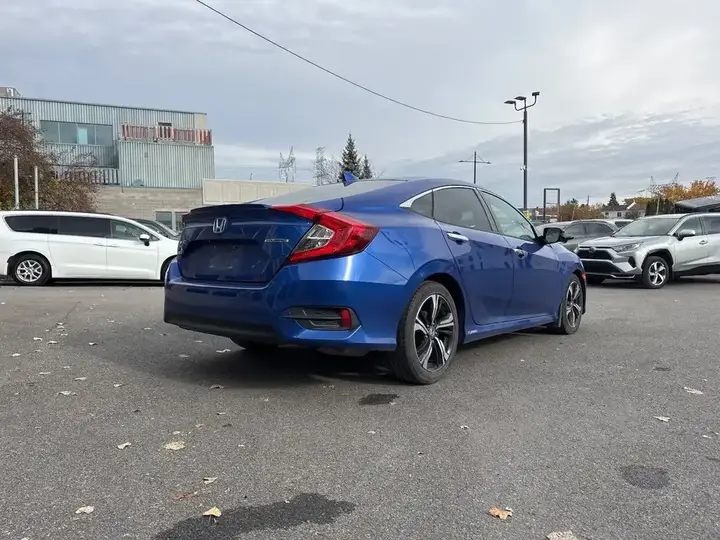 Honda Civic 2017 photo 3