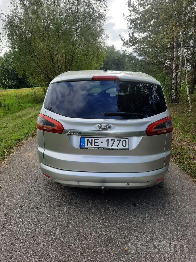 Ford S-Max 2011 photo 5