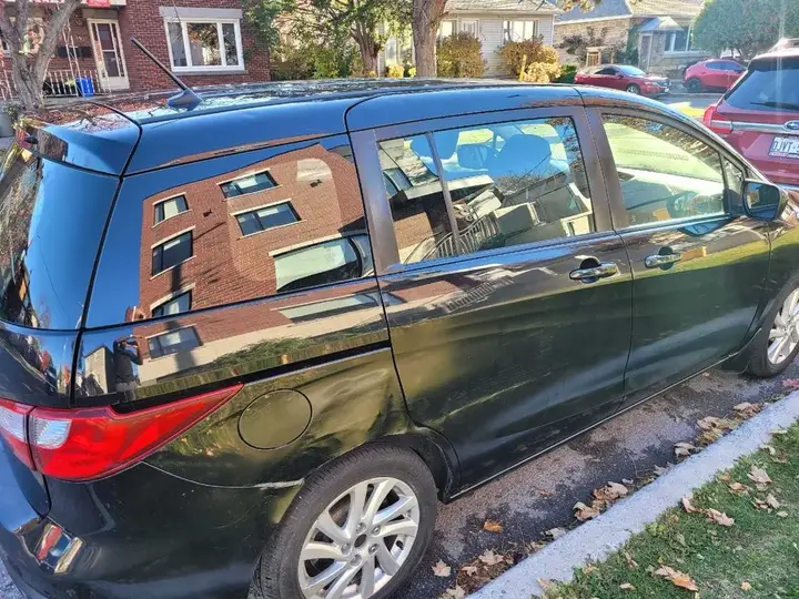 Mazda 5 2017 photo 4