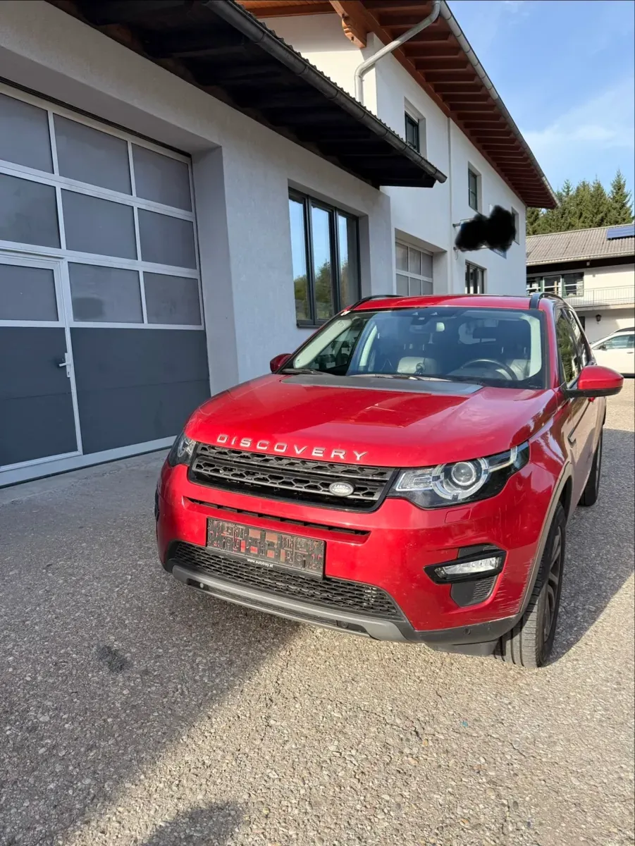 Land Rover Discovery Sport 2017 photo 3