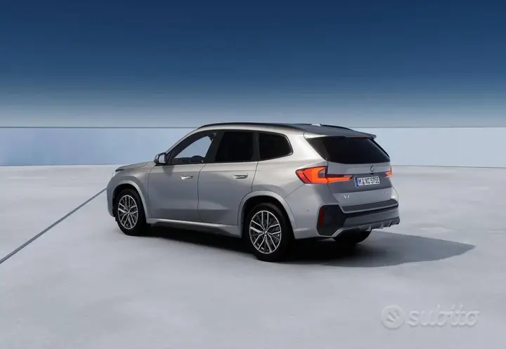 BMW X1 photo 2