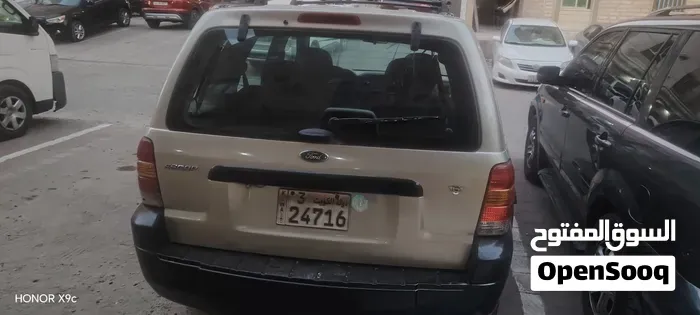 Ford Escape 2005 photo 2