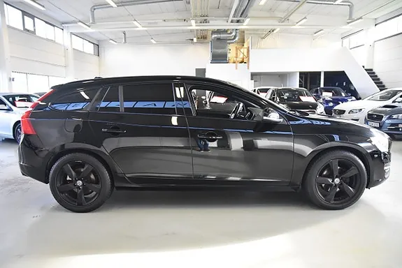 Volvo V60 2015 photo 3