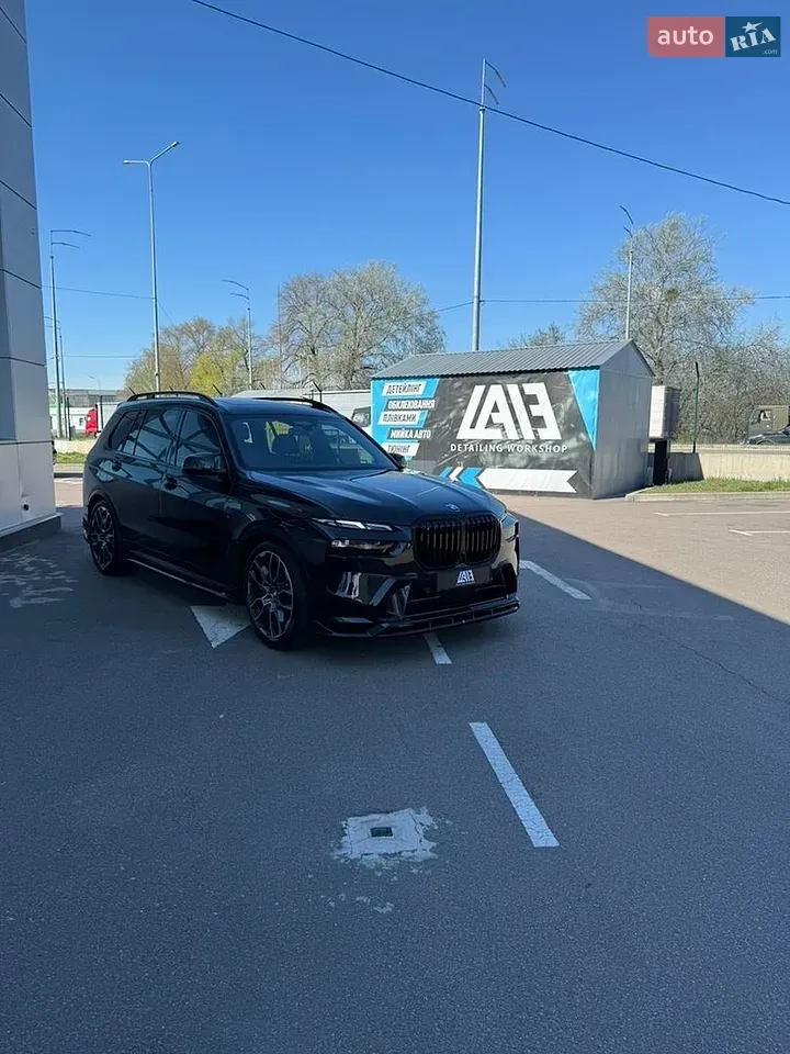 BMW X7 2023 photo 4