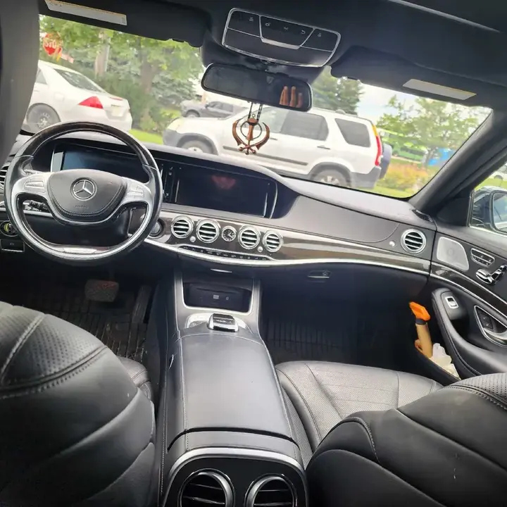 Mercedes-Benz S550