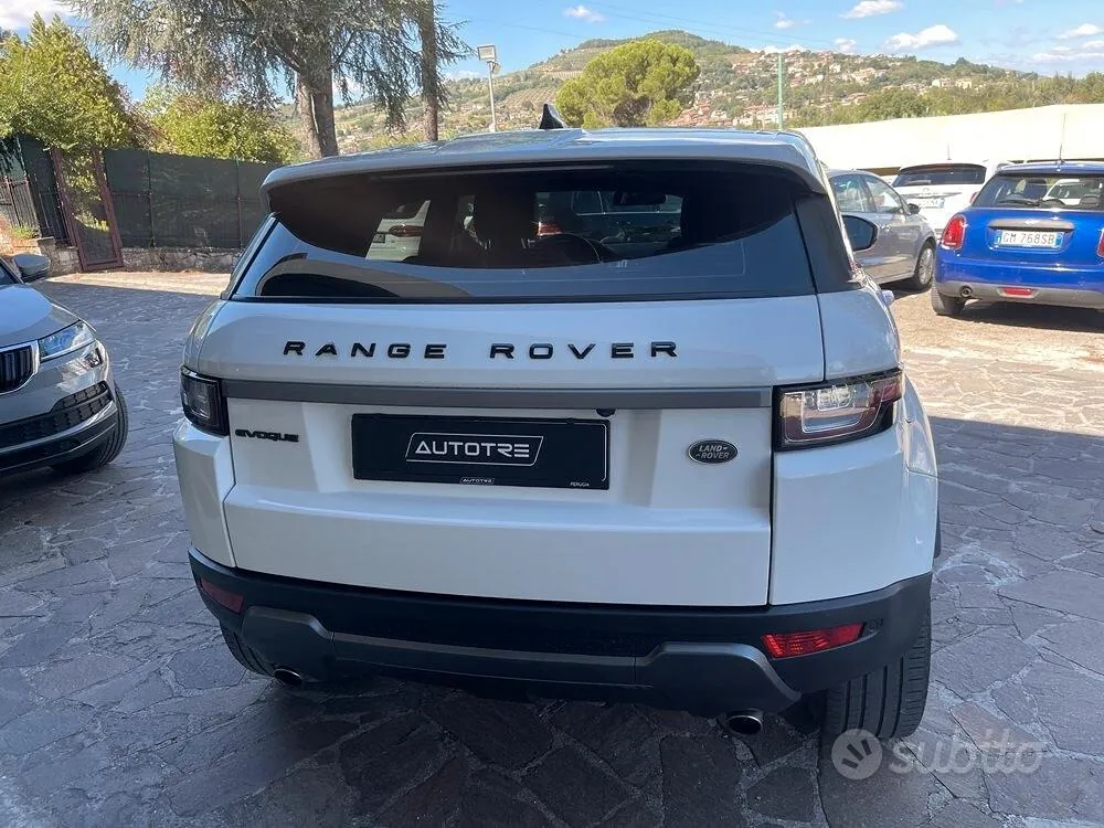 Land Rover Range Rover Evoque 2018 photo 4