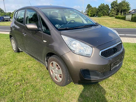 Kia Venga 2014 photo 2