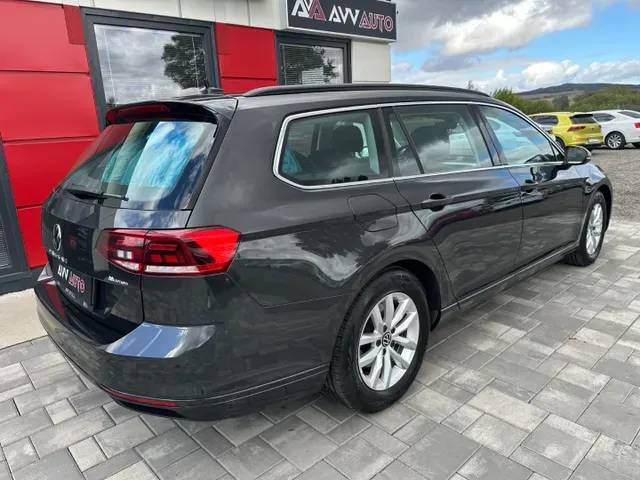Volkswagen Passat Variant 2023 photo 4