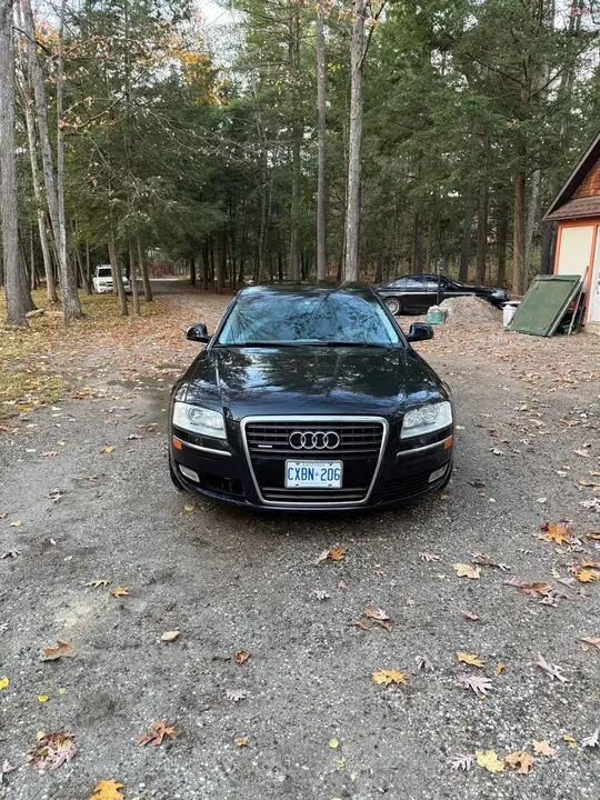 Audi A8 2008 photo 2