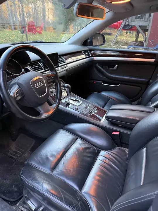 Audi A8 2008 photo 5