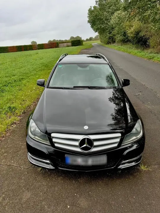 Mercedes-Benz C180