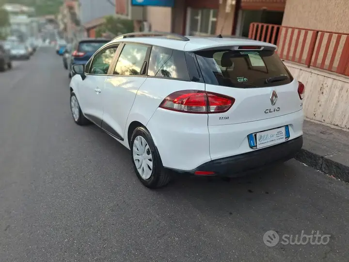Renault Clio 2015 photo 5