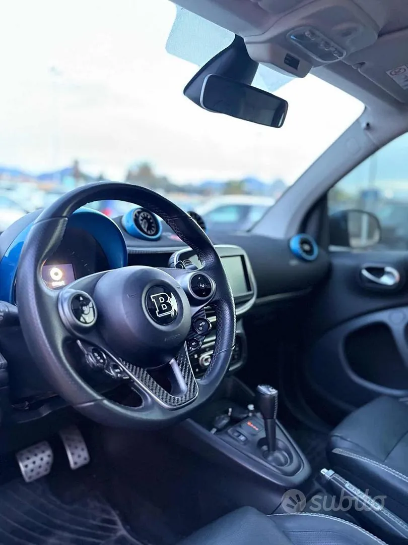 Smart Fortwo 2019 photo 3