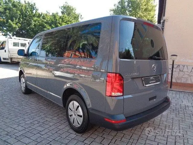 Volkswagen Caravelle 2022 photo 4