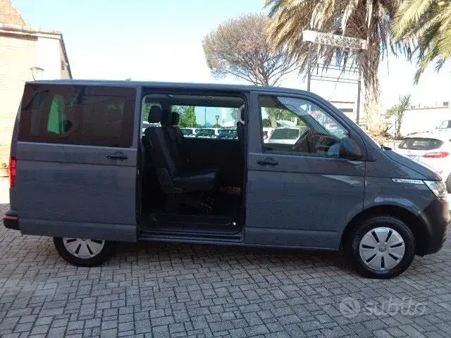 Volkswagen Caravelle 2022 photo 5