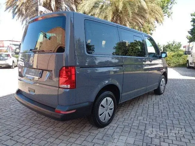 Volkswagen Caravelle 2022 photo 3
