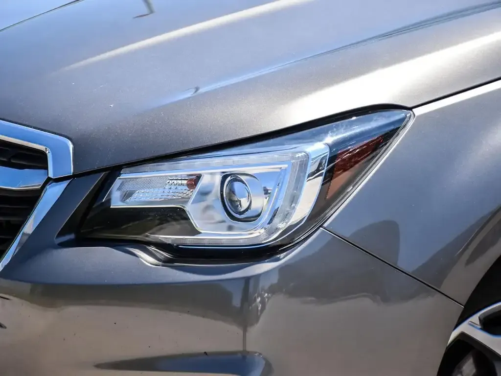 Subaru Forester 2018 photo 3