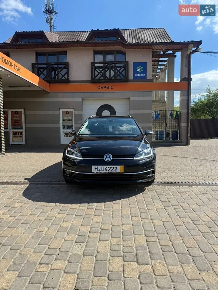 Volkswagen Golf 2017 photo 2