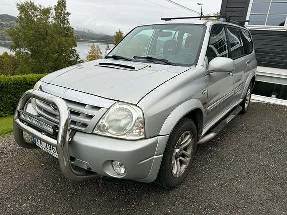 Suzuki Xl7