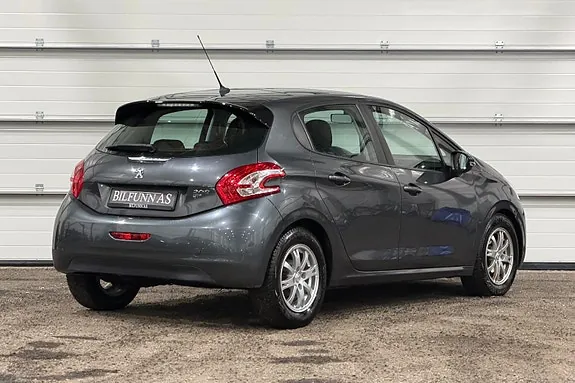 Peugeot 208 2014 photo 4