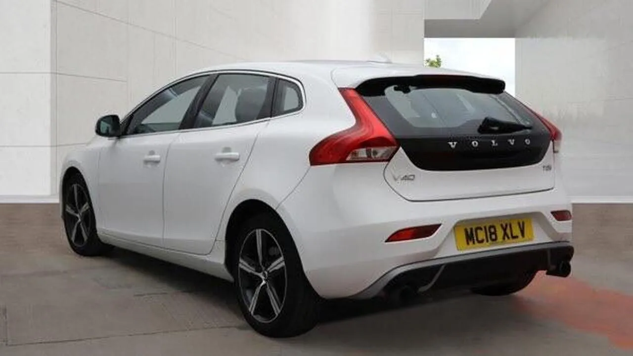 Volvo V40 2018 photo 3
