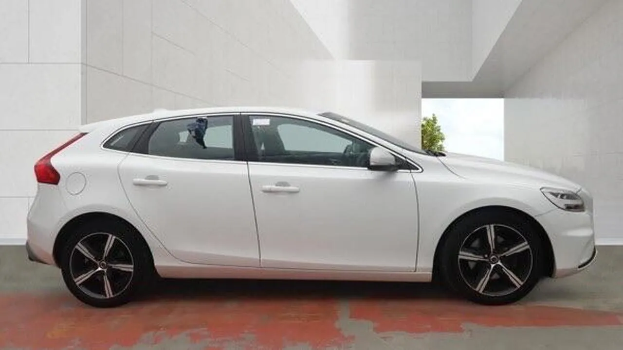 Volvo V40 2018 photo 5