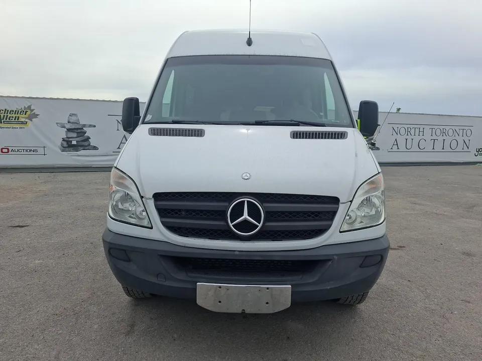 Mercedes-Benz Sprinter 2012 photo 2