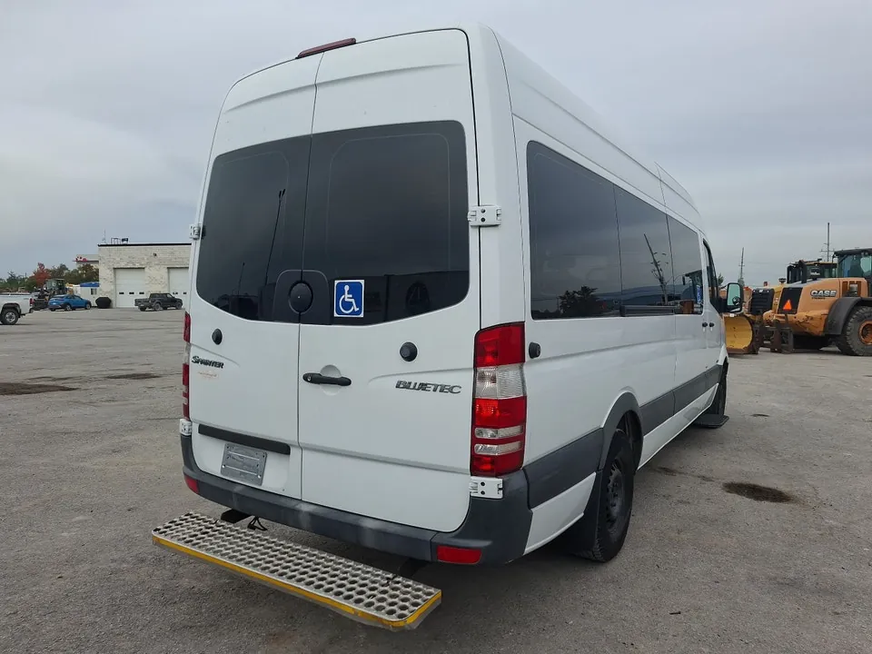 Mercedes-Benz Sprinter 2012 photo 5