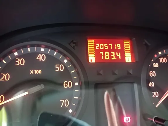 Renault Clio 2006 photo 2