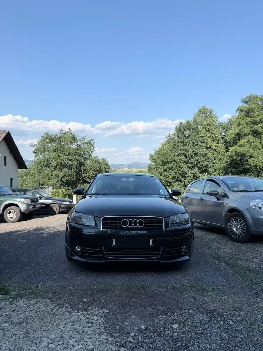 Audi A3 2004 photo 2