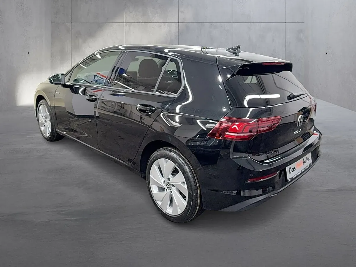 Volkswagen Golf 2026 photo 3