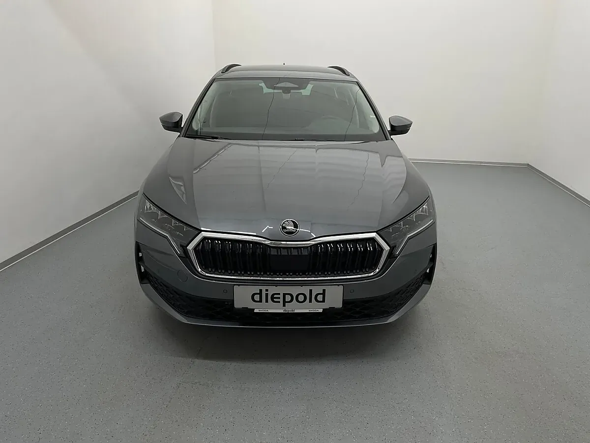 Skoda Octavia 2026 photo 2